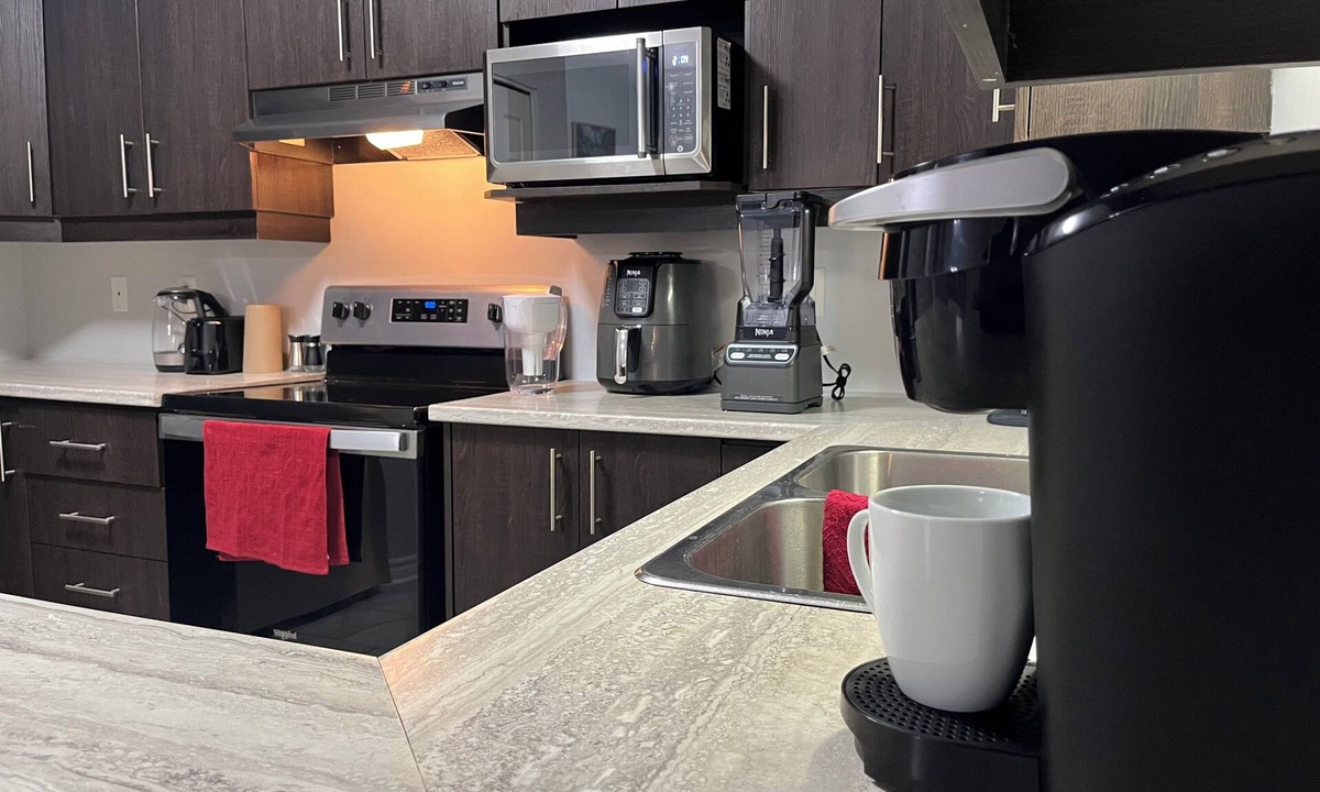 Plateau Apartment | Charming & Cozy apartment of 2 bedrooms with Free Parking