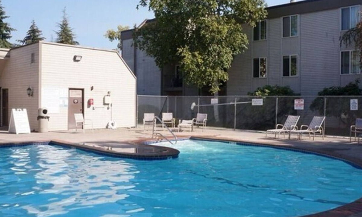 Bridle Trails Condo | Charming Cozy Microsoft Bellevue Condo - 1 Bedroom