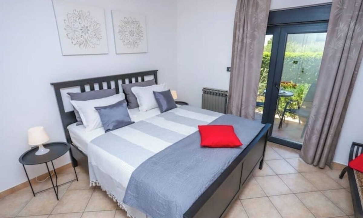 Gulici Apartment | Charming, cozy stay for two people in Poreč