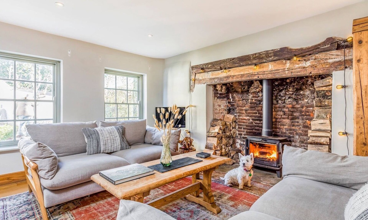 Funtington House | Charming Downland Cottage - Pass the Keys