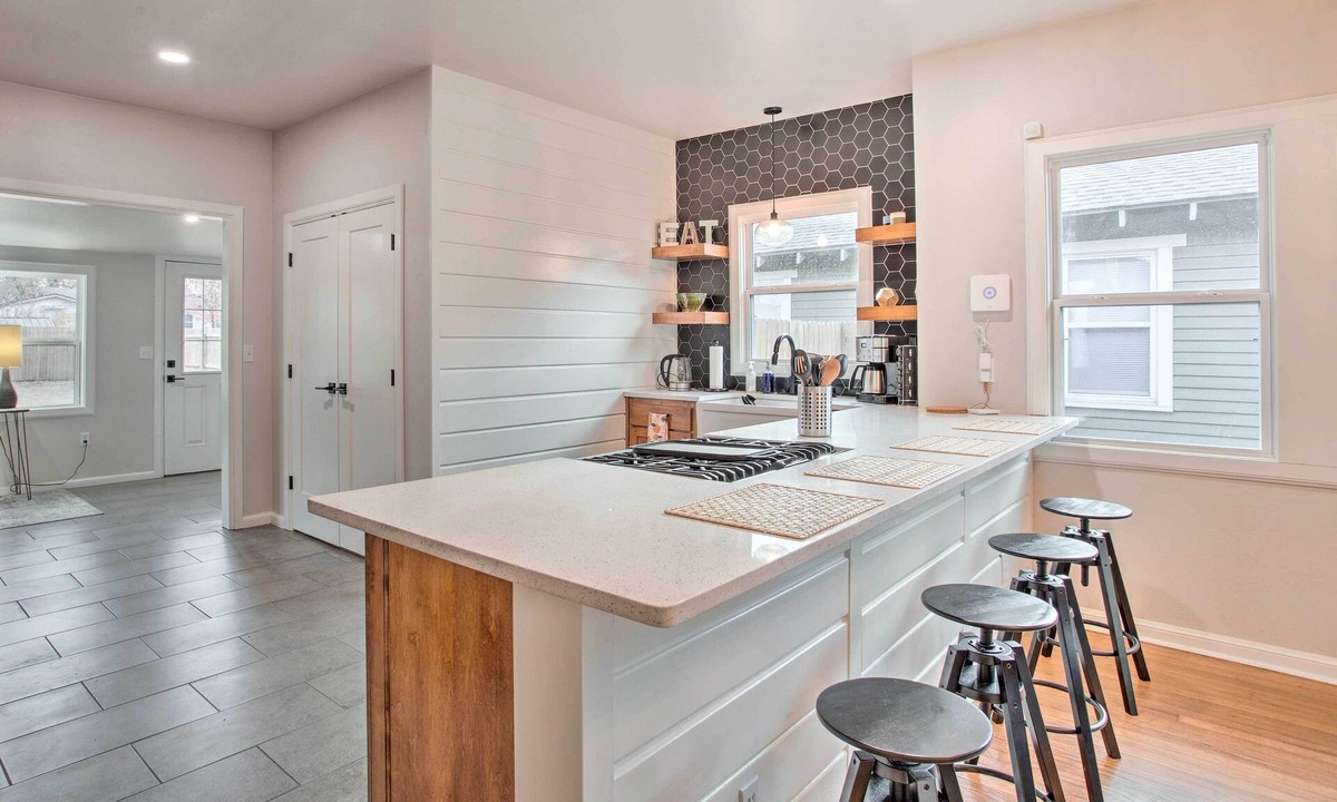 Central Oklahoma City Cottage | Charming Downtown Home w/Updated Interior!