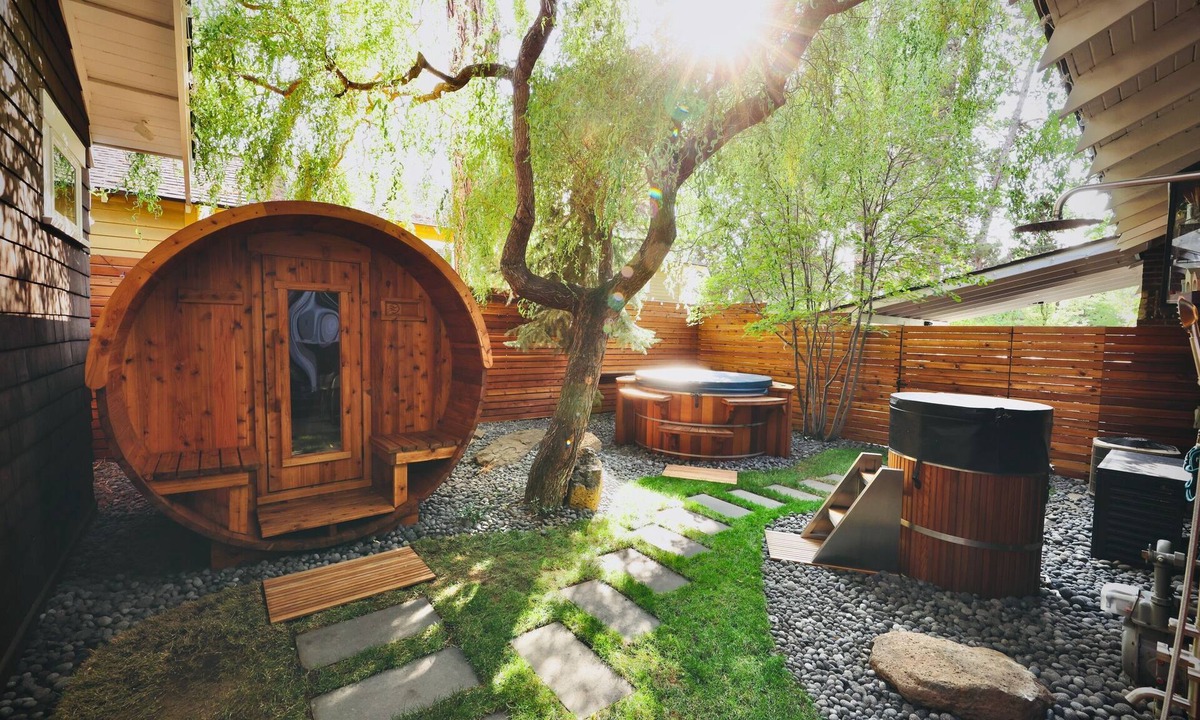 River Terrace House | Charming Downtown SPA/GYM Craftsman Bungalow