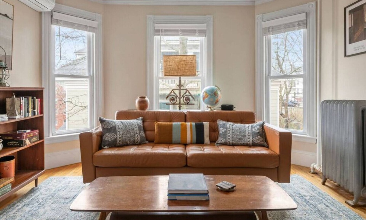 Parkside Apartment | Charming Downtown West End 2BR