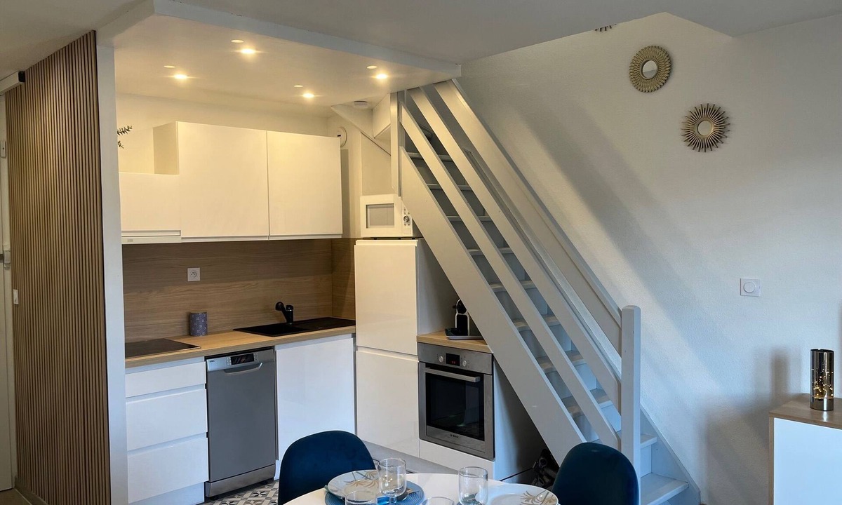 Courseulles-sur-Mer Apartment | Charming Duplex, 300 m from the sea