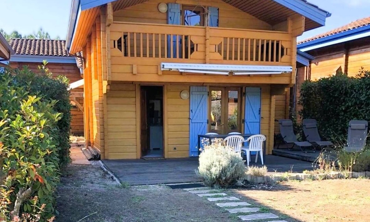 Bias Apartment | Charming Duplex Chalet in Bias – Sleeps 4/6