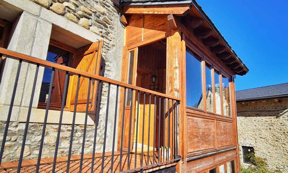 Latour-de-Carol Apartment | Charming duplex near mountain and river