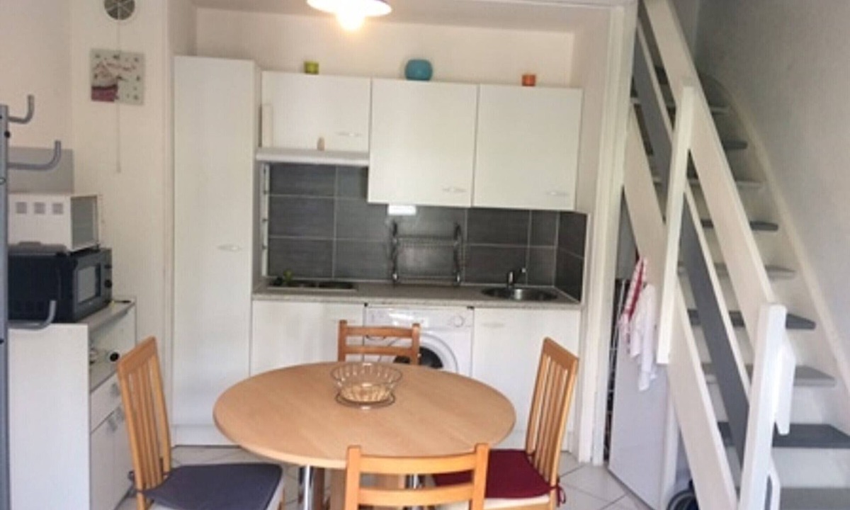 Villers-sur-Mer Apartment | Charming duplex cottage steps from the sea with garden