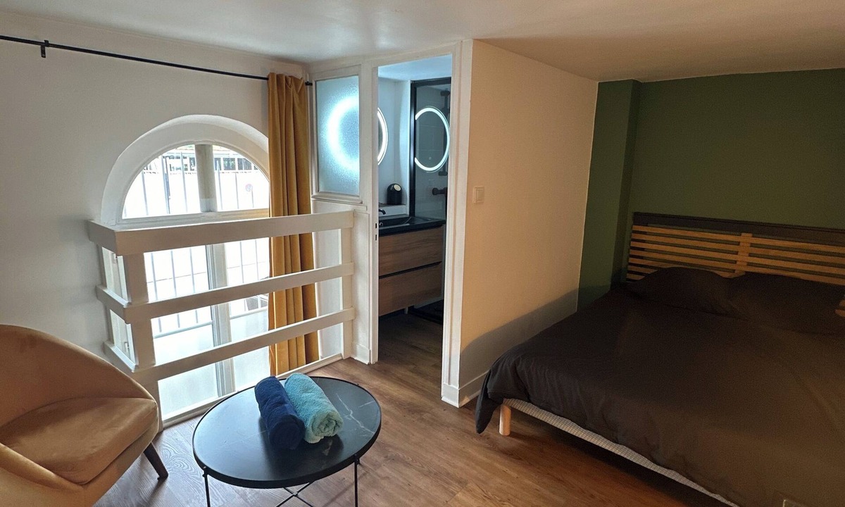 Quartier Pasteur Apartment | Charming Duplex Old Rouen