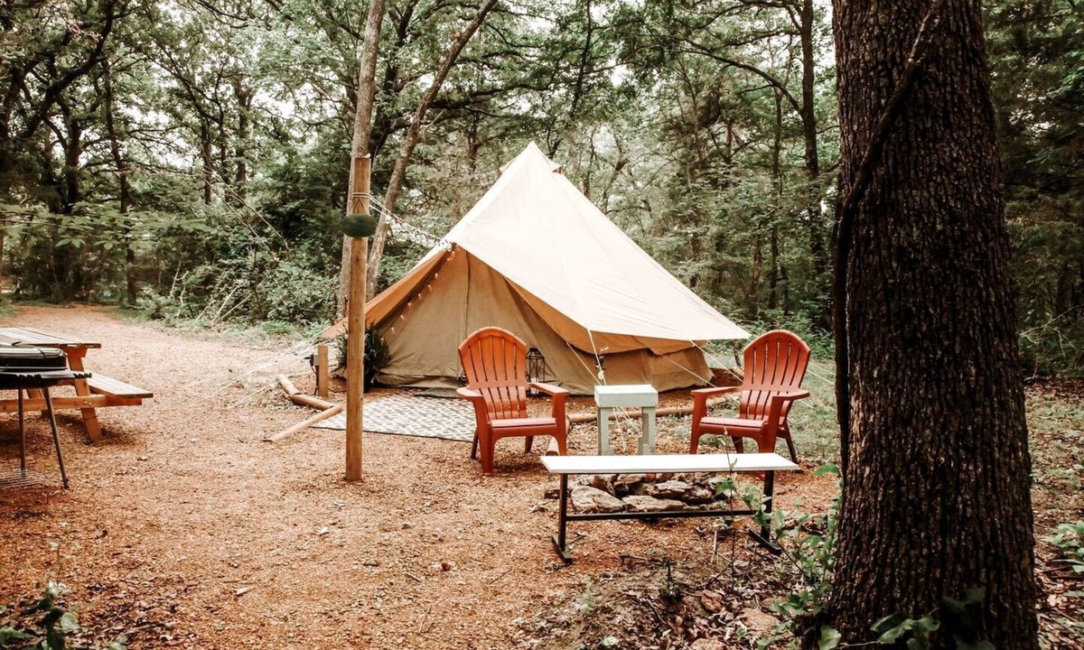 Coleman RV Rental | Charming Equipped Bell Tent Surrounded by Nature in Oklahoma