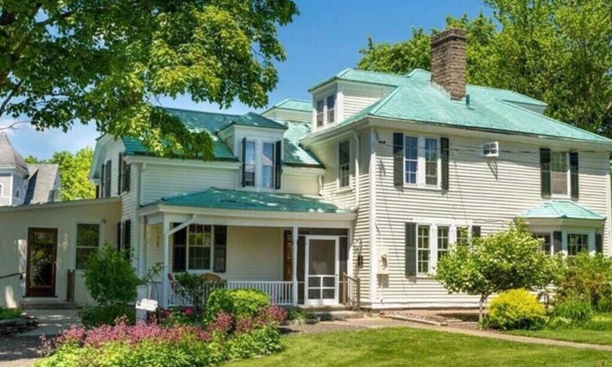 Norwichtown House | Charming estate on Norwich Green, near casinos