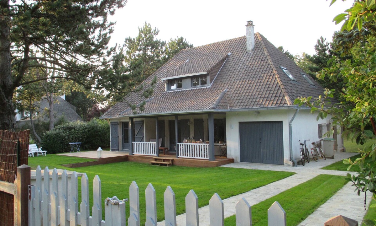 Hardelot-Plage Villa | Charming Family Villa, covered terrace, large garden facing south