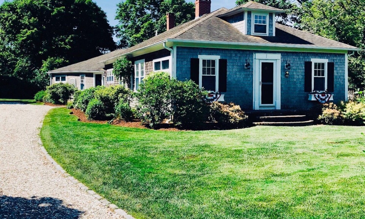 East Orleans House | Charming Family-Friendly Home On Beach Rd. Close To Nauset Beach & Village Ctr.
