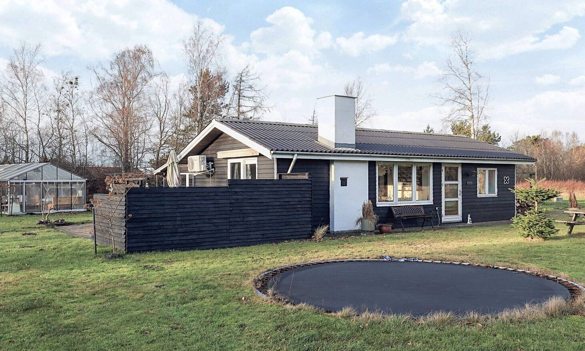 Hals House | Charming Family Retreat - By Traum Ferienwohnungen