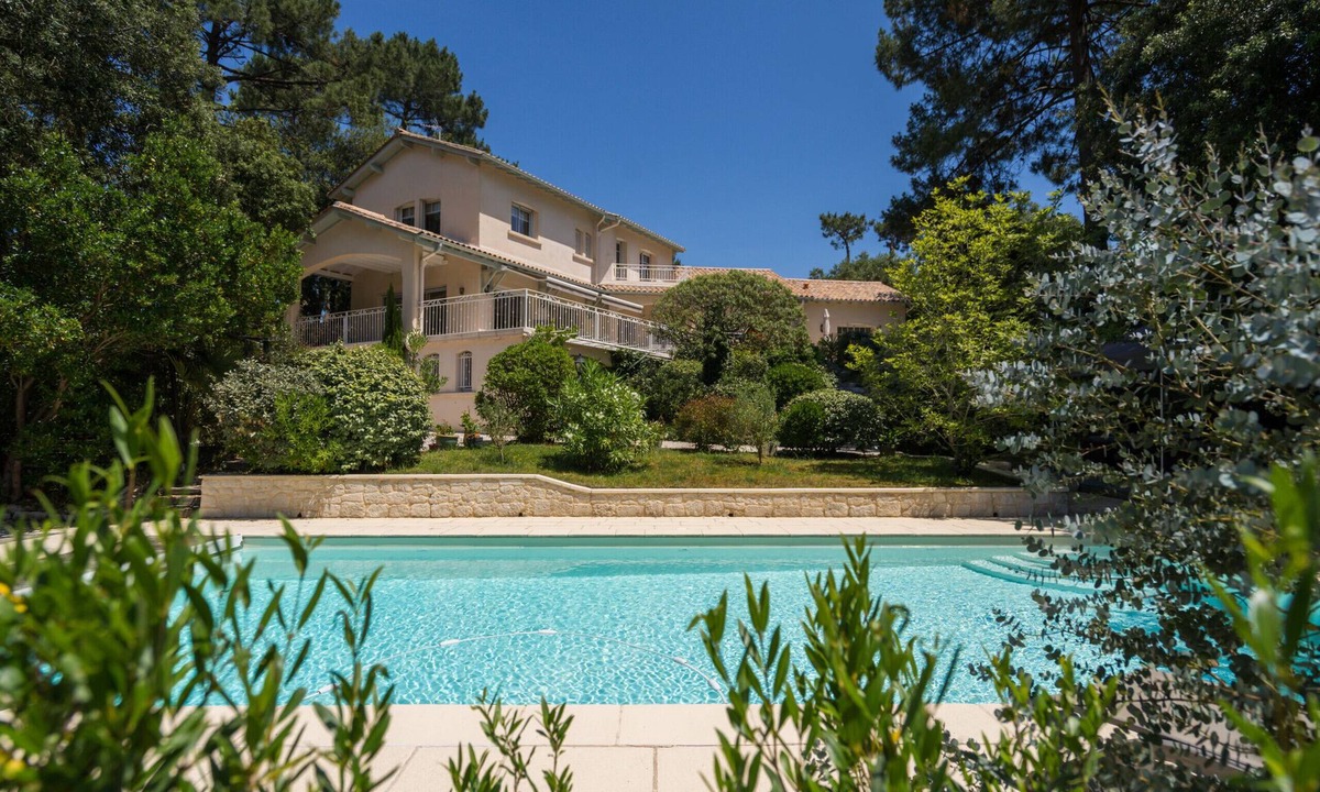 La Teste-de-Buch Villa | Charming family villa - Heated pool