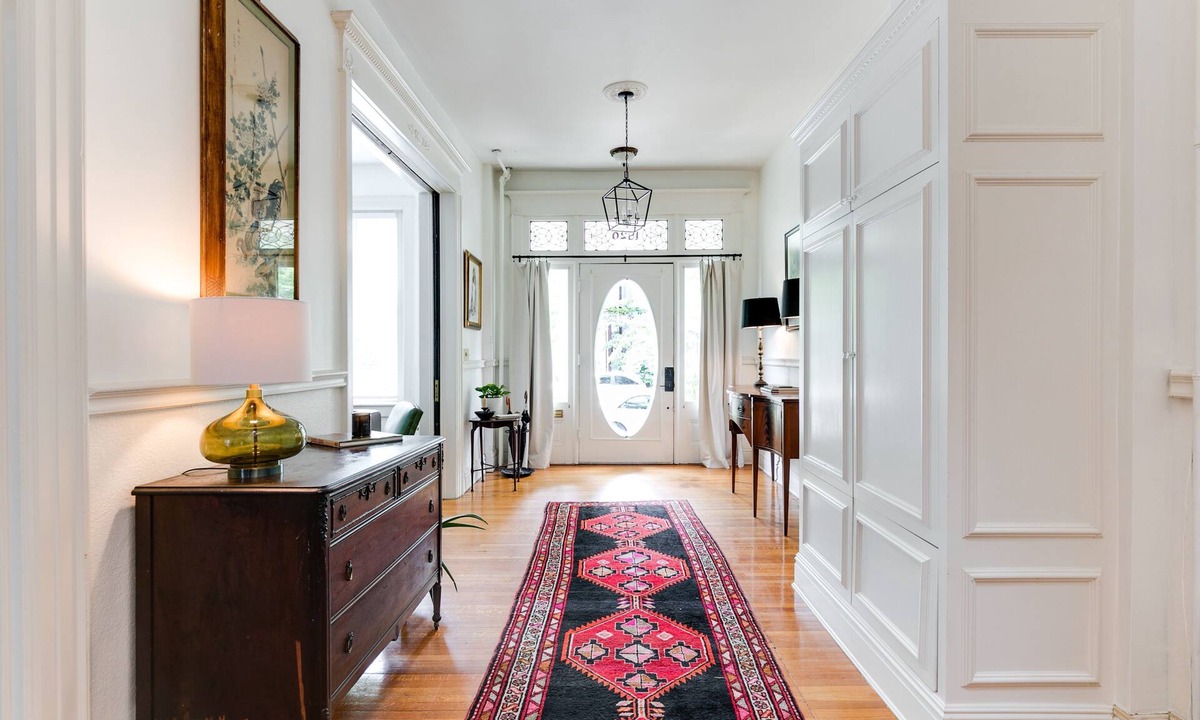 Fan District House | Charming Fan District Getaway