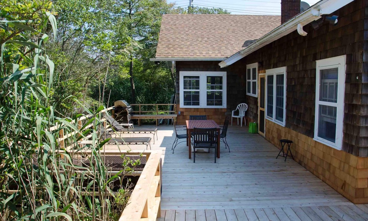 Seaview House | Charming Fire Island Home - Seaview