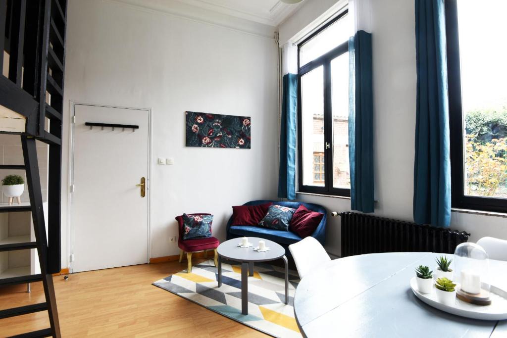 Bethune Apartment | Charming flat at the heart of Béthune - Welkeys
