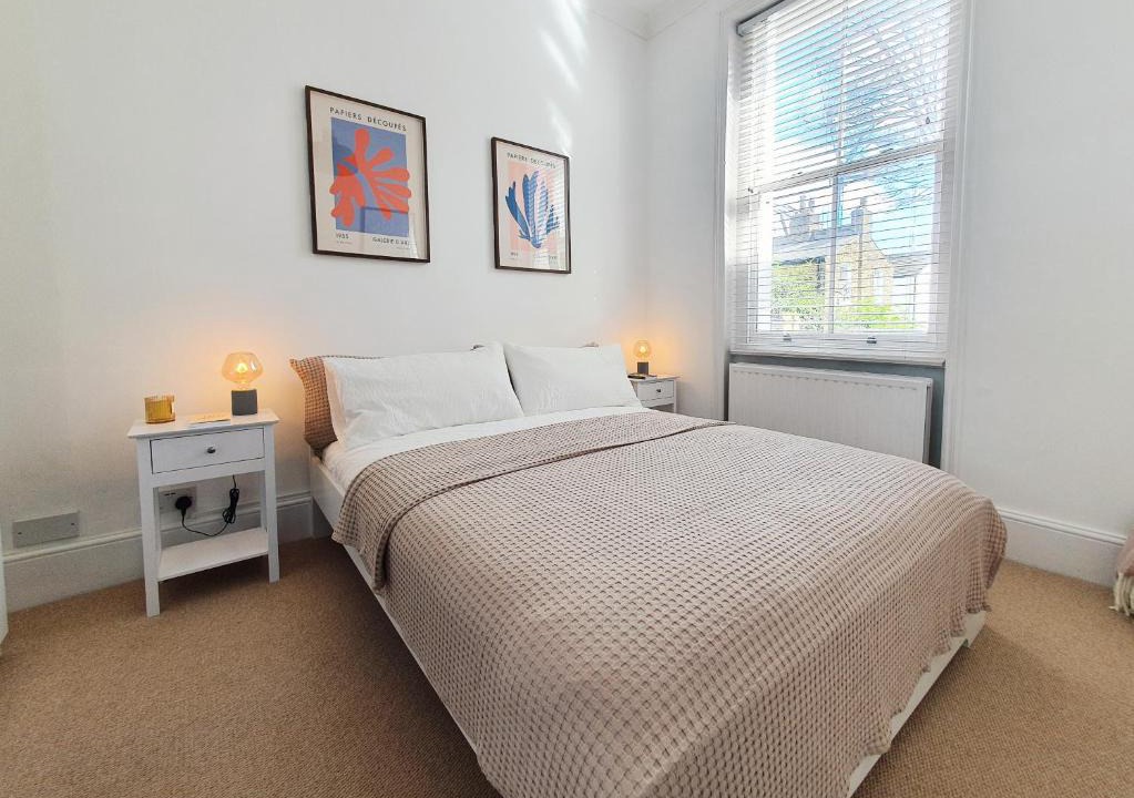 Bow Apartment | Charming flat in Bow, London