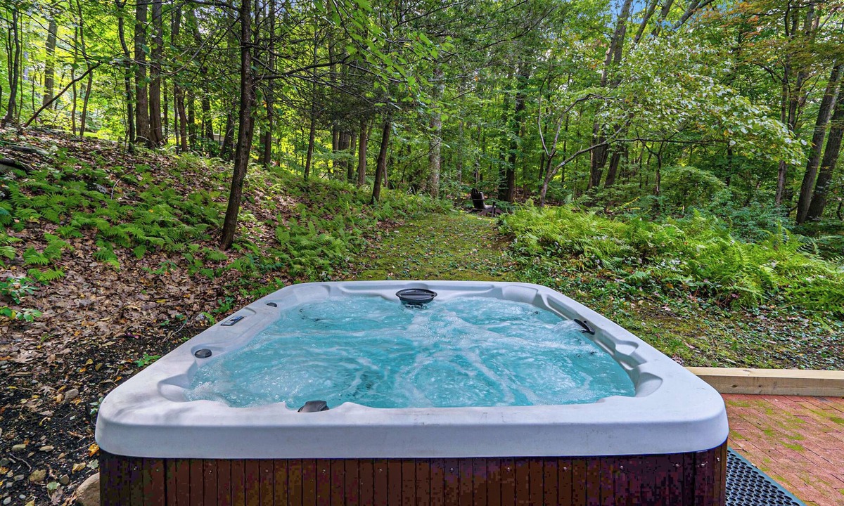 Cornwall Cabin | Charming Forest Getaway near West Point & Storm King