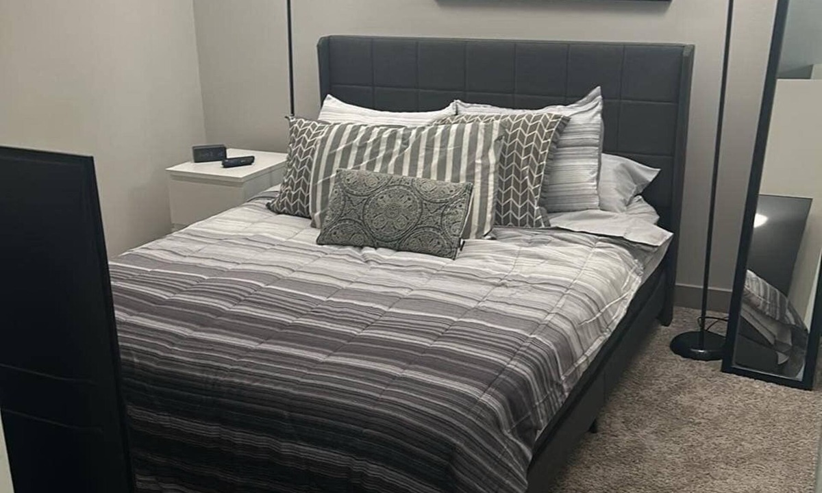 College Park Apartment | Charming Full Apartment in Hyattsville