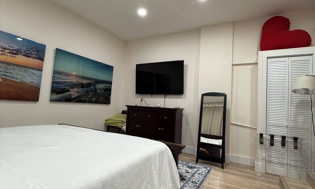 El Portal Apartment | Charming fully furnished studio in Miami’s awesome Little River