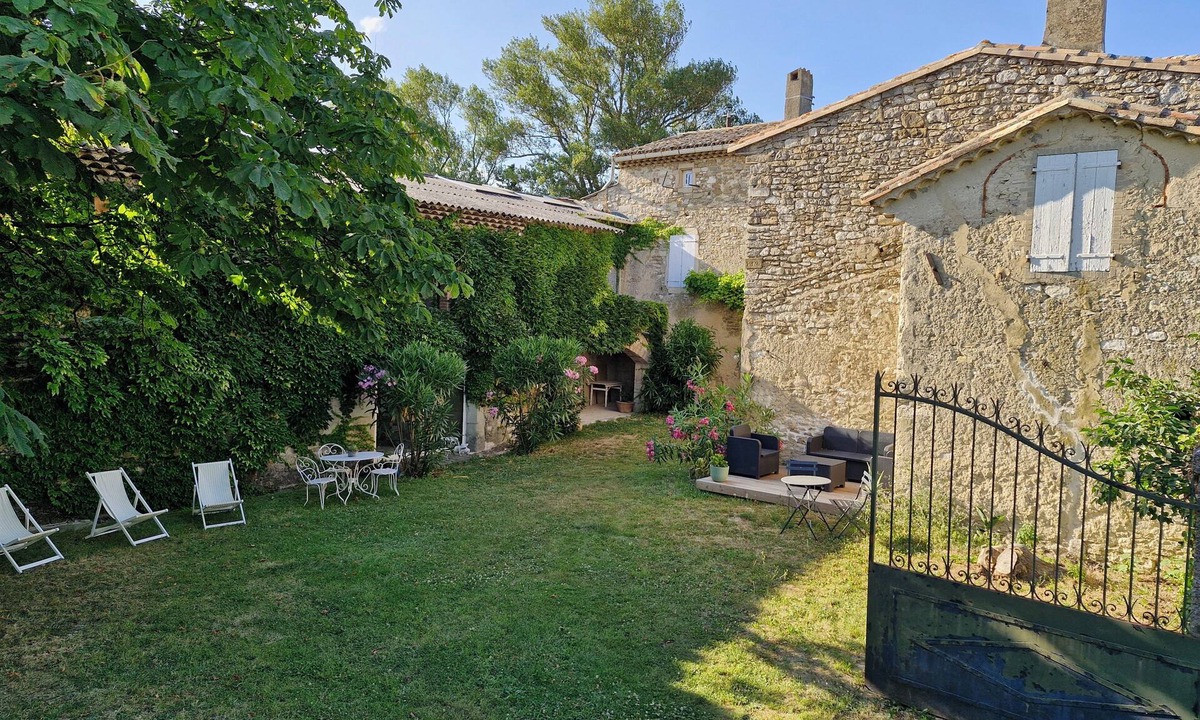 Roynac Apartment | Charming gîte Drôme Provençale