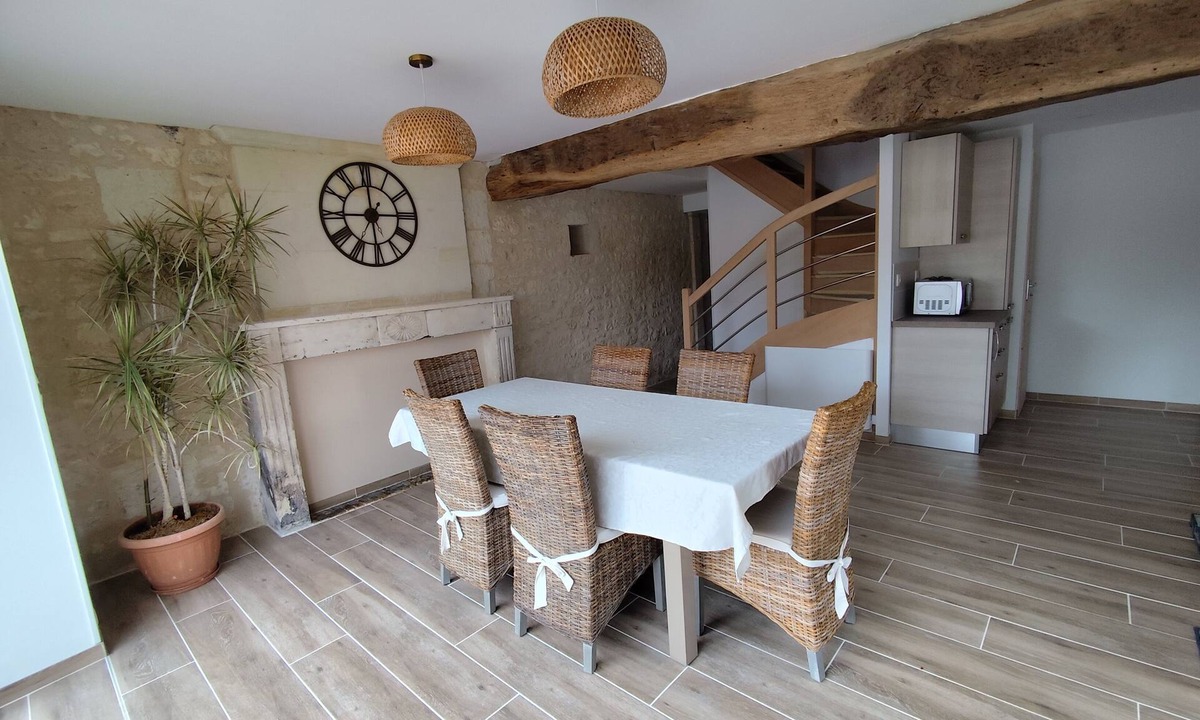 Loudun House | Charming gîte in Loudun-Idéal for 6 people