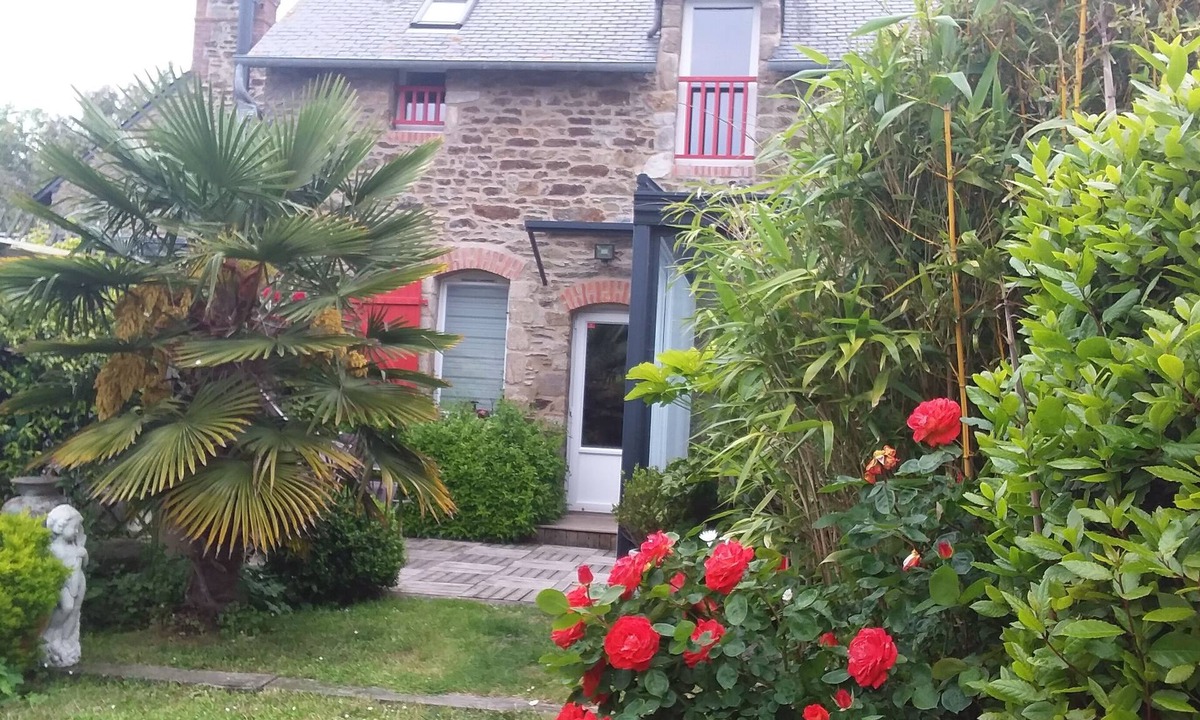 Saint-Meloir-des-Ondes House | Charming gite in the Bay of Mont Saint Michel