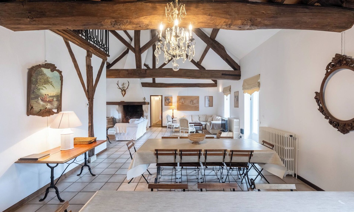 La Houssaye-en-Brie Cottage | Charming gite - 12 p., 18 Km from Disneyland (45 km from Paris)