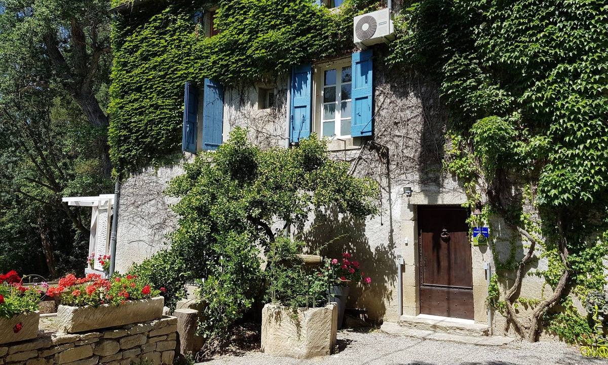 Pezens House | Charming gite for 4 to 8 people