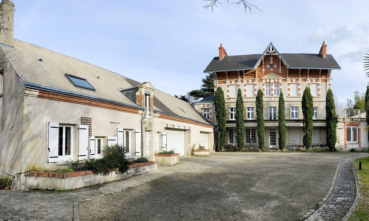 Combleux House | Charming gite in the heart of Combleux, a seafaring village near Orléans