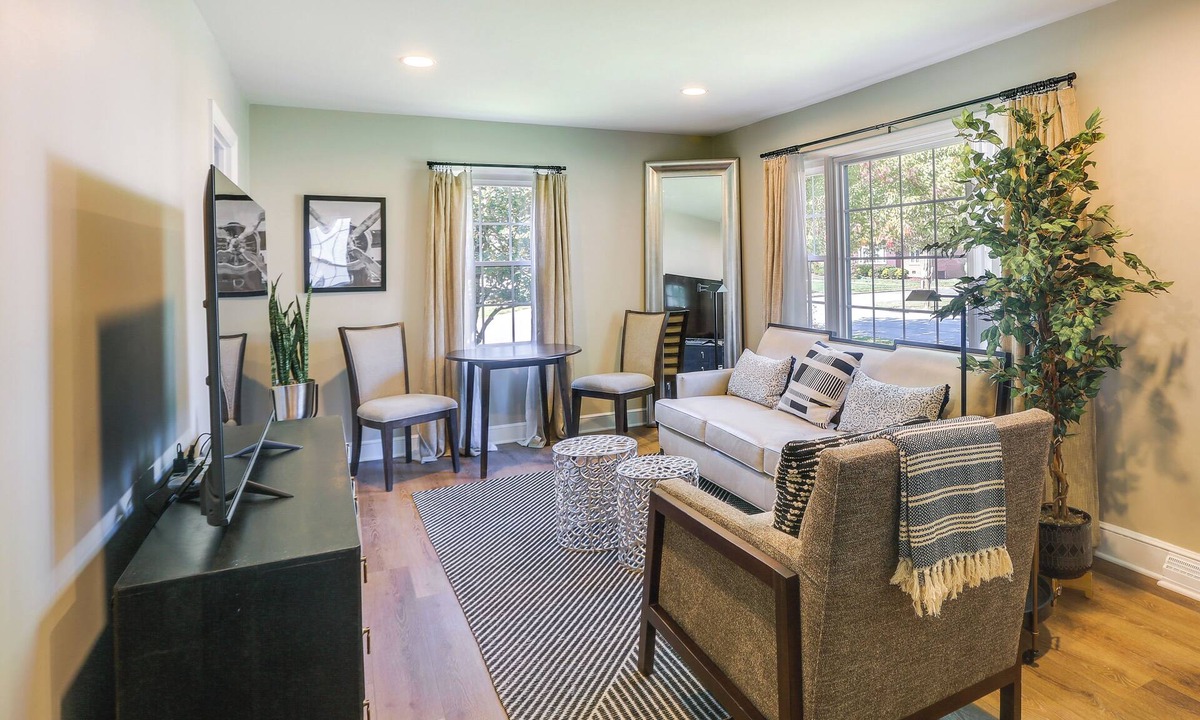 Greensboro House | Charming Greensboro Home - 2 Mi to Downtown!