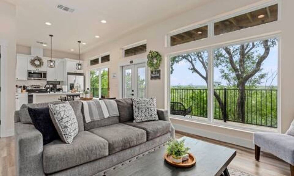 Gruene House | Charming Gruene Riverside Townhomes, Just Steps from Gruene Hall