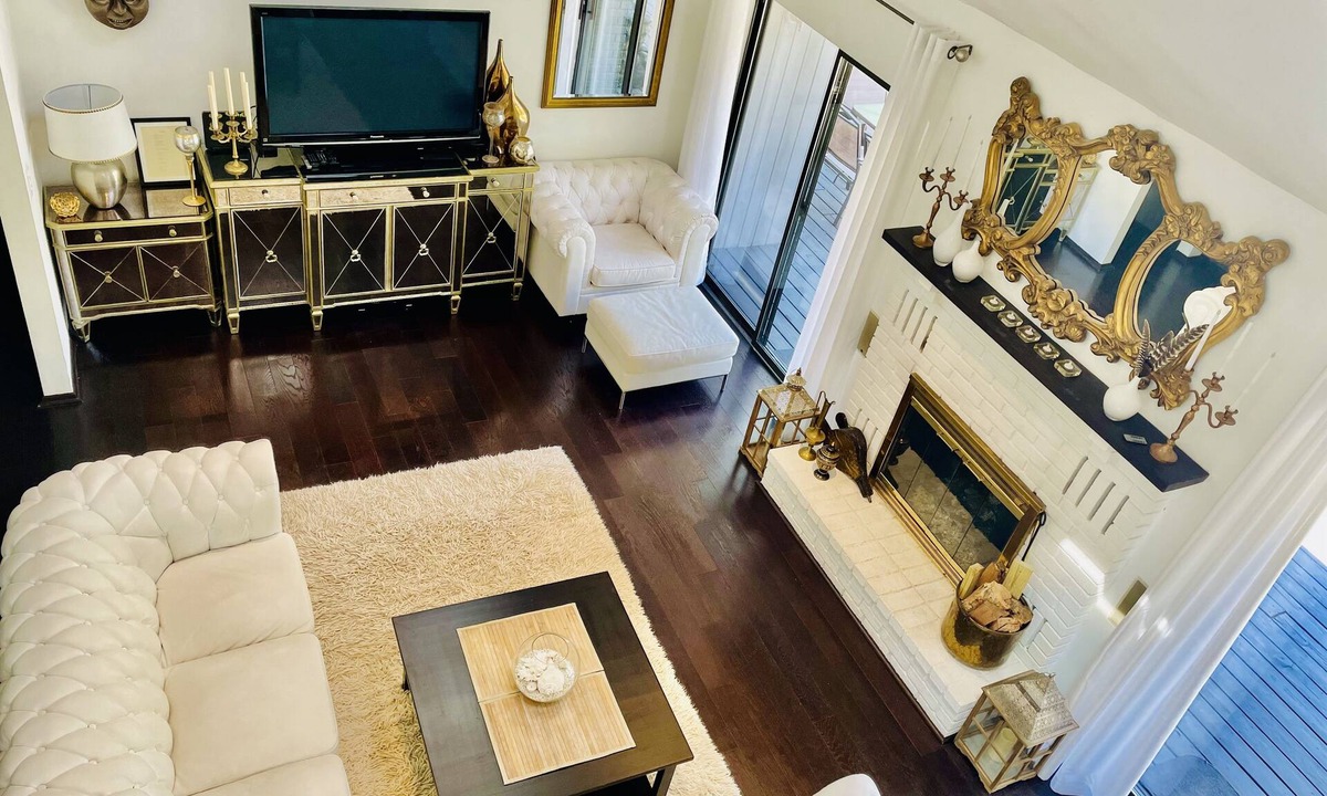 Flanders House | Charming Hampton house