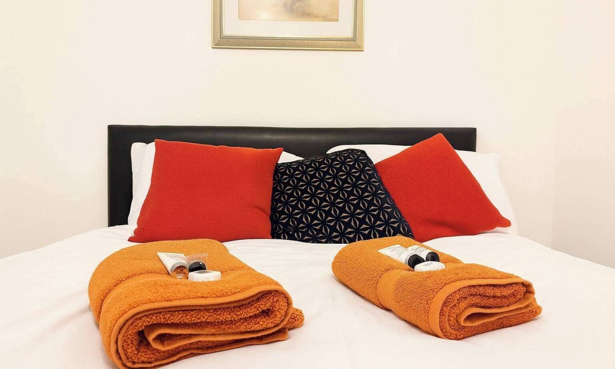 High Wycombe Apartment | Charming High Wycombe Apartment