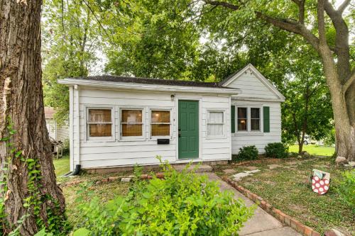 Hillsboro House | Charming Hillsboro Home < 1 Mi to Downtown!