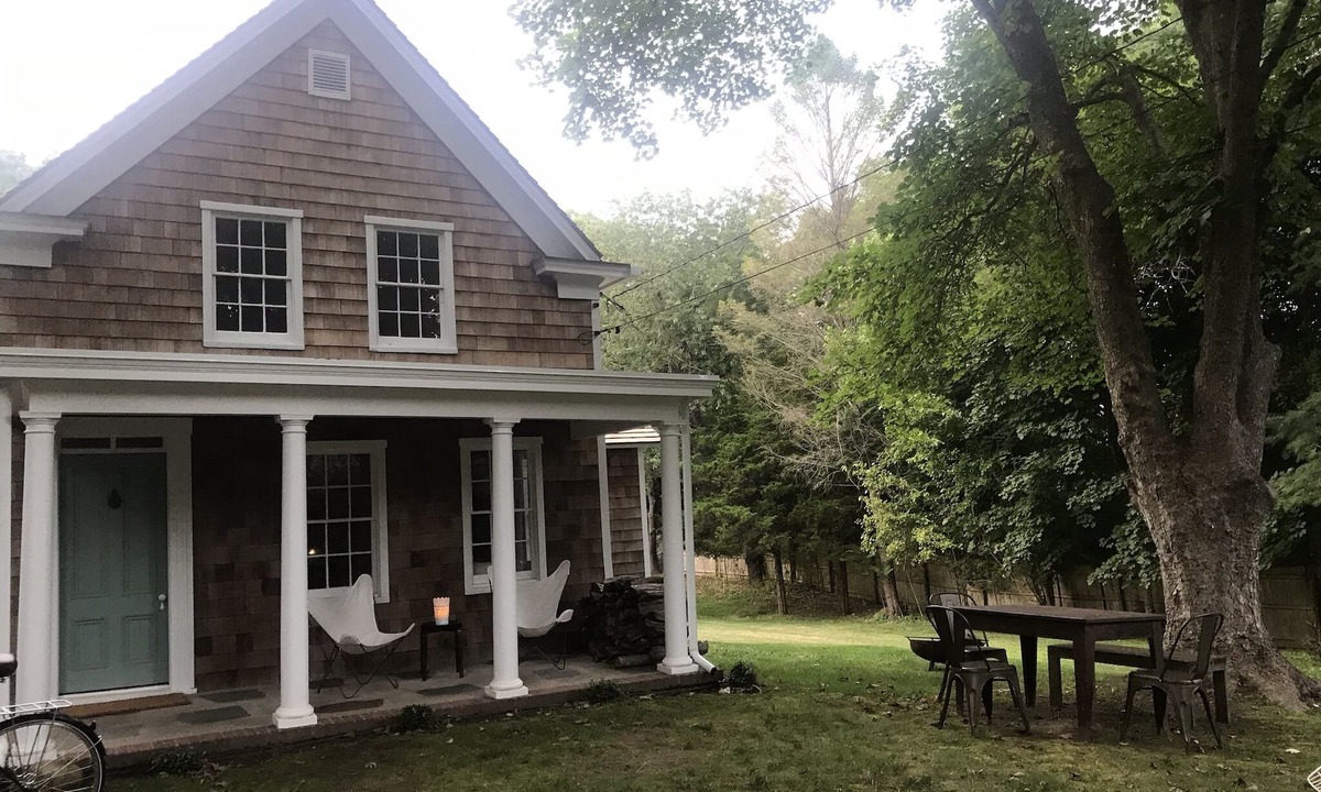 Shelter Island Cottage | Charming, Historic Cottage