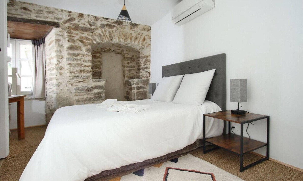 Leynhac House | Charming historic gem with modern flair in Leynhac