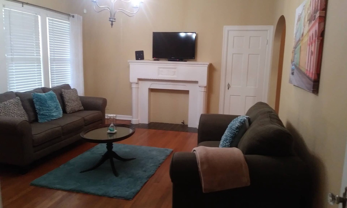 Monte Vista Apartment | CHARMING-Historic,Trinity University,Pearl Brewery, ONLY 3 miles to DT&Riverwalk