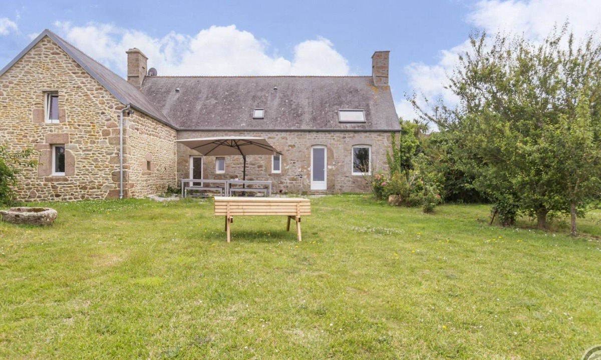 Rethoville Cottage | Charming historical house, pets allowed, private parking
