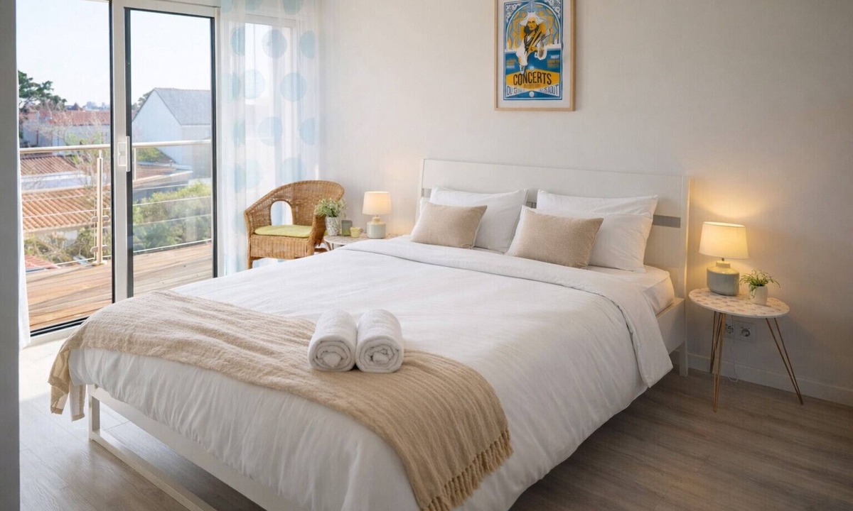 Les Sables d'Olonne Ski Chalet | Charming house - near train station - 6 people