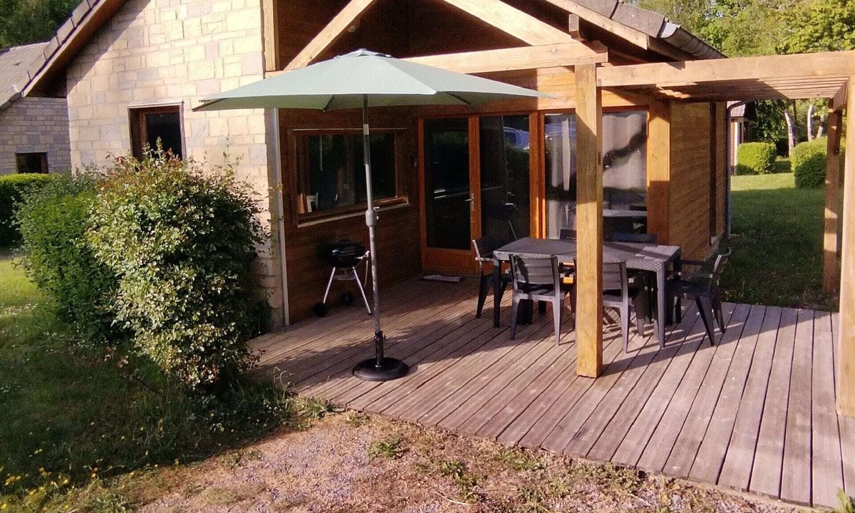 Signy-le-Petit House | Charming holiday home with covered terrace