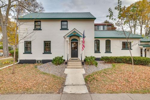 Winona House | Charming Home: 3 Blocks to Winona State University