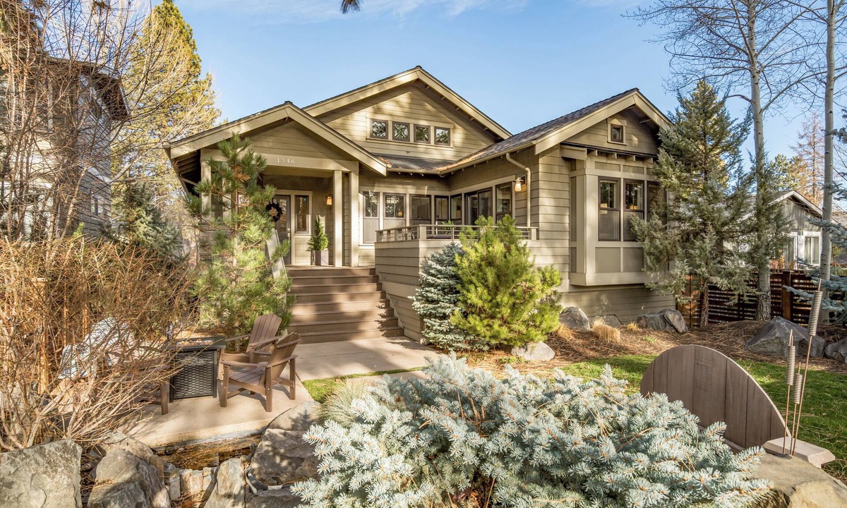 River West House | Charming home blocks from river, downtown and Mt Bachelor