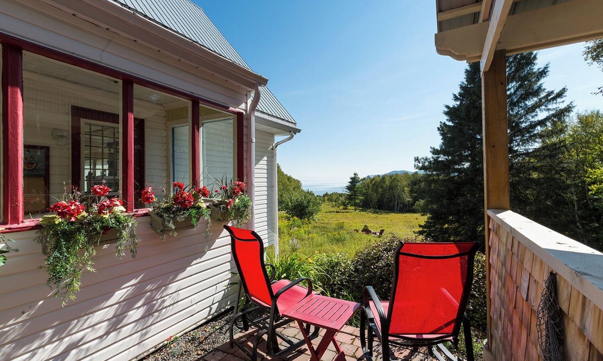 Baie-St-Paul Ski Chalet | Charming home in the heights of Charlevoix