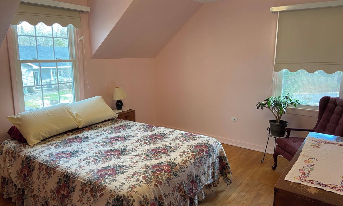 Deep River House | Charming home in Deep River - great for families!