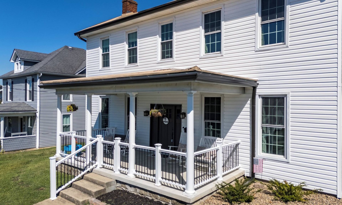 Barboursville House | Charming home where you can enjoy "Small Town Living" close to everything