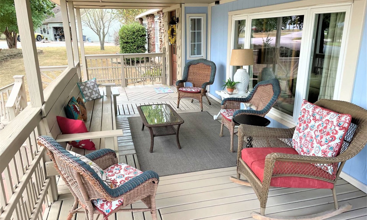 Beaver Shores House | Charming Home with Lake View, Neighborhood Beach