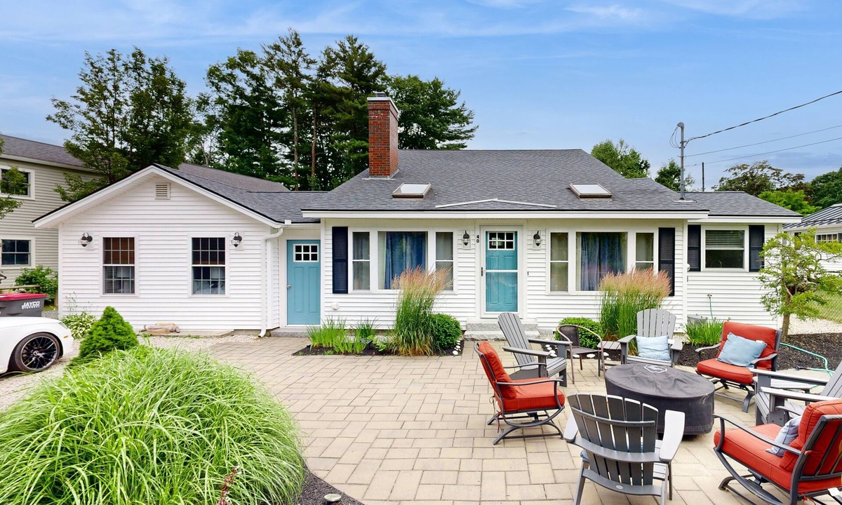 Ogunquit House | Charming home with patio & studio - walk to Footbridge Beach