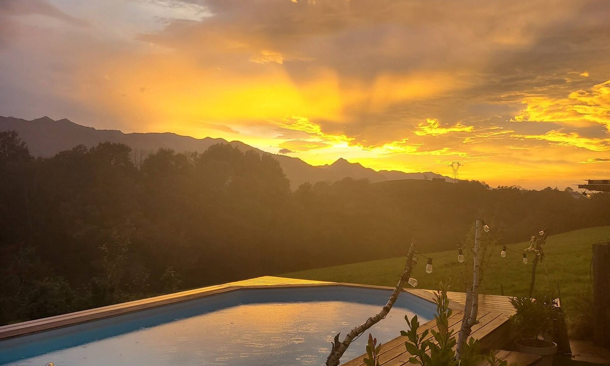 Lestelle-Betharram House | Charming house with panoramic view of the Pyrenees